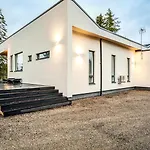 Luxury Joutsenranta By The *