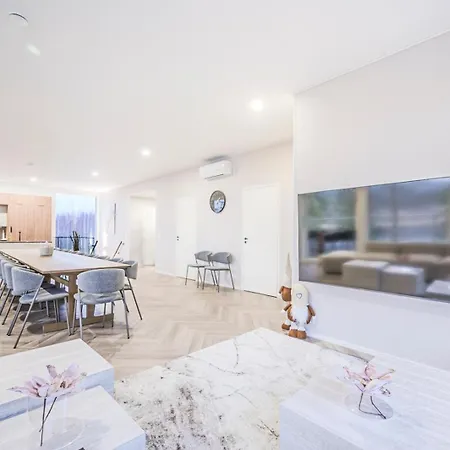 וילה Villa Joutsenranta By The Lake Incl Wifi, Terrace, Jacuzzi For Extra Fee
