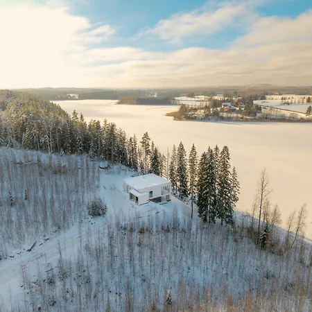 Villa Joutsenranta By The Lake Incl Wifi, Terrace, Jacuzzi For Extra Fee Himos