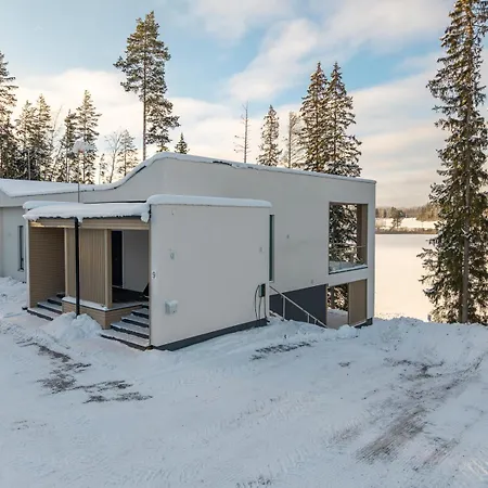Villa Joutsenranta By The Lake Incl Wifi, Terrace, Jacuzzi For Extra Fee