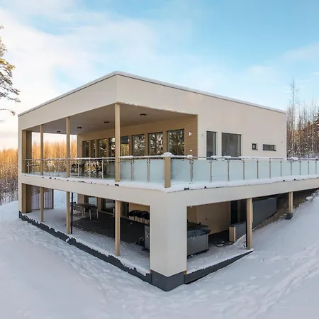 Вилла Villa Joutsenranta By The Lake Incl Wifi, Terrace, Jacuzzi For Extra Fee