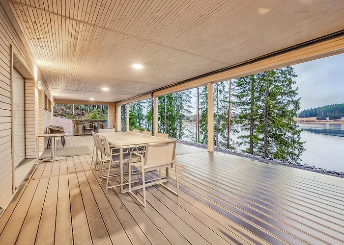 Luxury Joutsenranta By The *